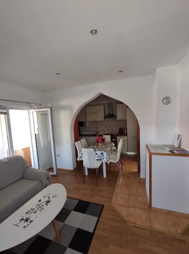 Apartmani Amans Пула Екстериор снимка