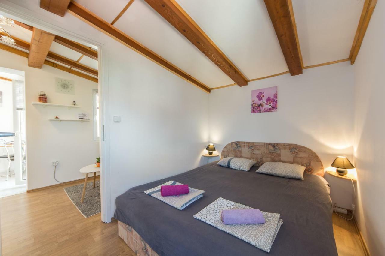 Apartmani Amans Пула Екстериор снимка