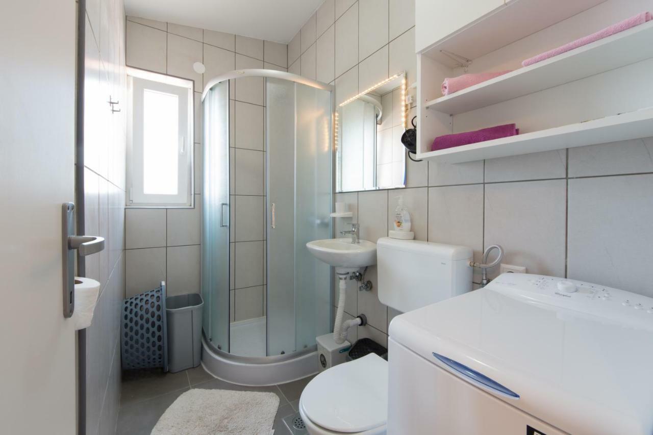 Apartmani Amans Пула Екстериор снимка